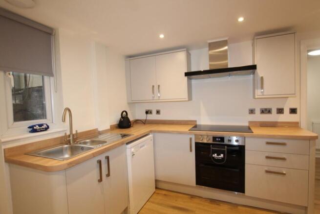 SIX BED STUDENT HOUSE AUGUST 2025