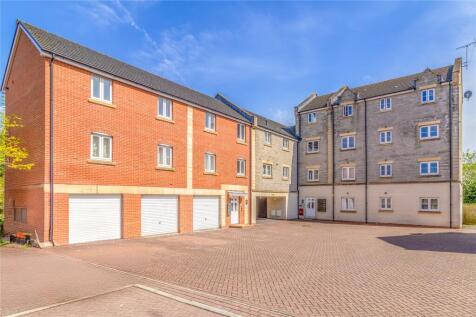 Carver Close, Lower Stratton, Swindon, SN3