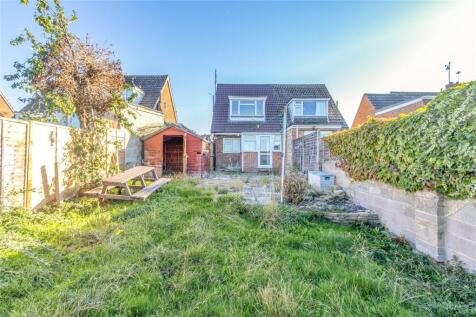 Henley Drive, Highworth, Swindon, Wiltshire, SN6