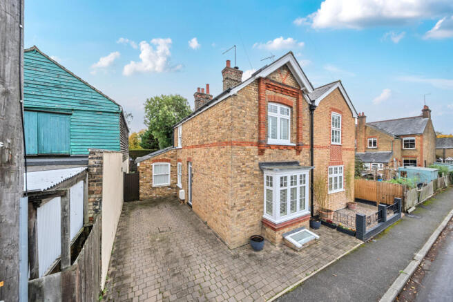 External - Front Aspect