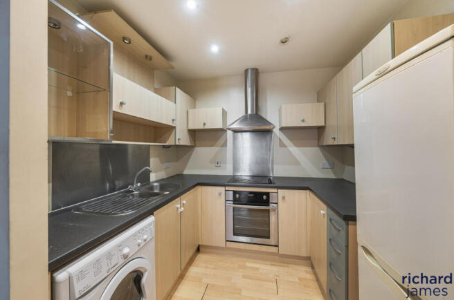 92bbb53ff8a04e2ca98e77419faea700