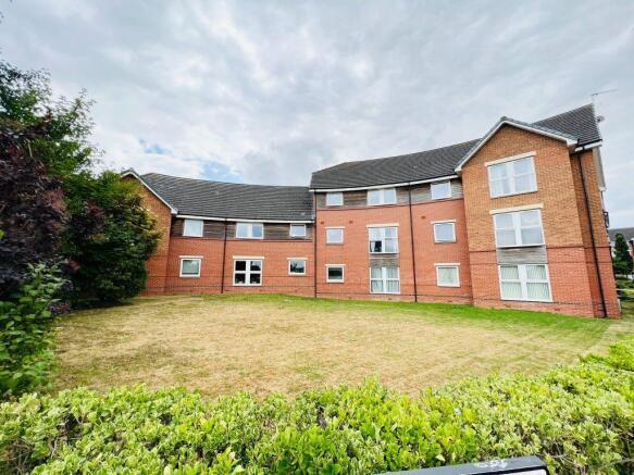 3738024365img020000max656x437