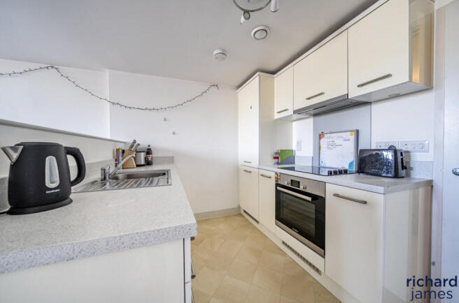 ce22bf349c614f979e8211f4cc41b3a8