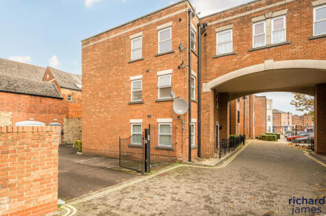 Old Town, Swindon, SN1