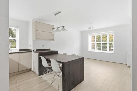 Cedar Road, Sutton, SM2