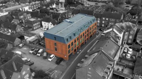 Beaconsfield House, Lichfield - Private Gated Parking Space Included. (First Floor Apartment)