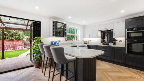 Highfields Park Drive, Darley Abbey, Derby, Derbyshire, DE22 1BW