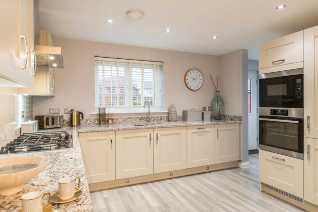 Ample worktop space to show off those kitchen gadgets