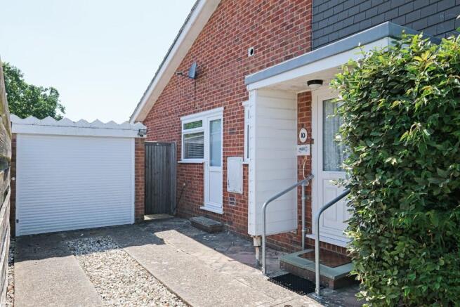 Garage & Entrance