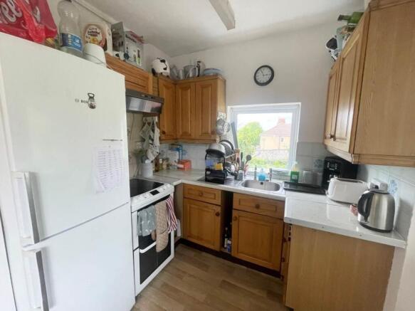 Kitchen (2).jpg