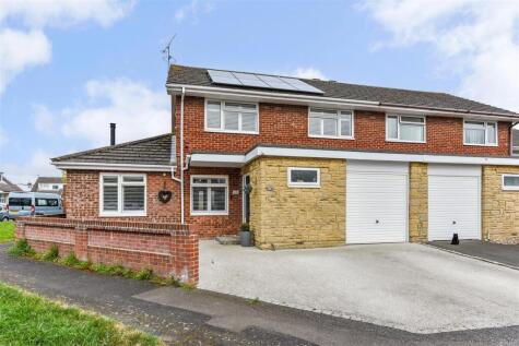 Cotswold Close, Havant