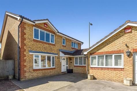 Mainsail Drive, Fareham