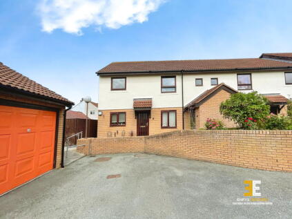 Pine Grove Court, Rhos On Sea, LL28