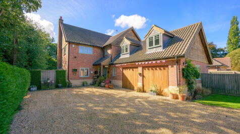 Woodland View on Manor Drive in Harlaxton, Grantham