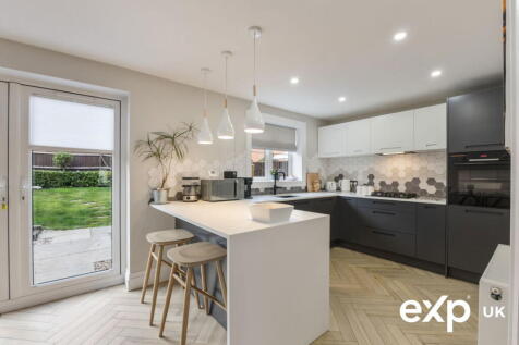 Portland Way, Clipstone Village, NG21 9FE