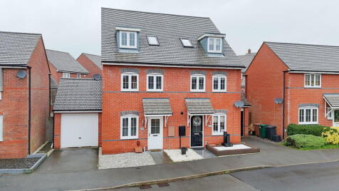 Edinburgh Road, Church Gresley, Swadlincote, DE11 9GD