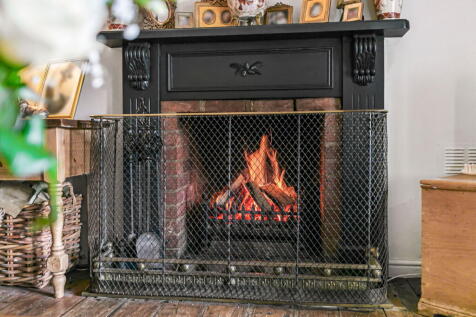 The Cottage and Annexe Olney Road, Lavendon.