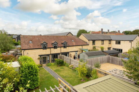 'The Granary' Flax Yard, Oakridge Park, MK14 6FU