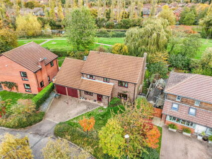 Quadrans Close, Pennyland, Milton Keynes, MK15 8AU