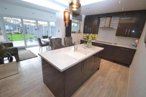 Poynters Road, Dunstable, LU5 4SH