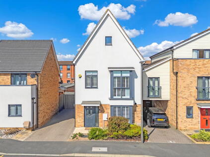 Meadow Drive, Aveley, South Ockendon, RM15