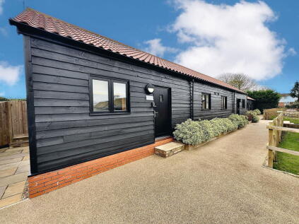 Pringle Way, Little Stukeley, Huntingdon, PE28 4BH