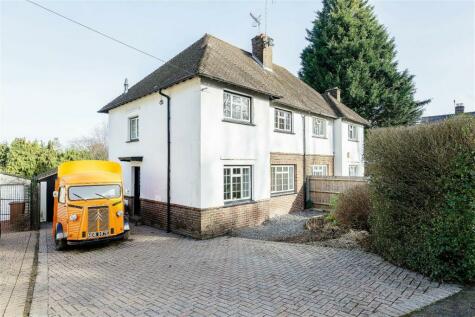 Redhill - 3 bedroom semi-detached house for sale