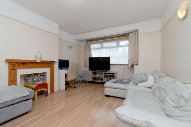 Photo 3