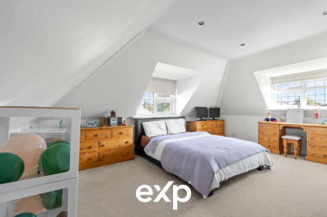 Goring Road, Staines-Upon-Thames, TW18