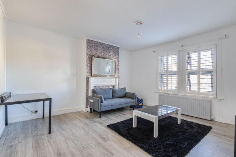 Farnley Road, London, SE25 6NX