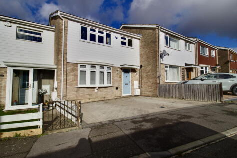 Owlets Hall Close, Hornchurch, RM11 3XT
