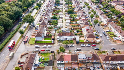 Severn Drive, Enfield, EN1 4LU
