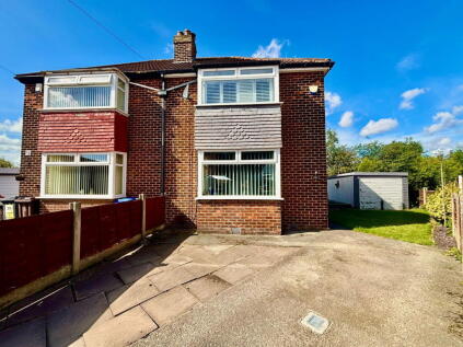 St. Georges Gardens, Denton, Manchester, M34 7TB