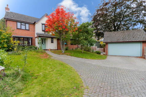 Yew Tree Court, Alsager