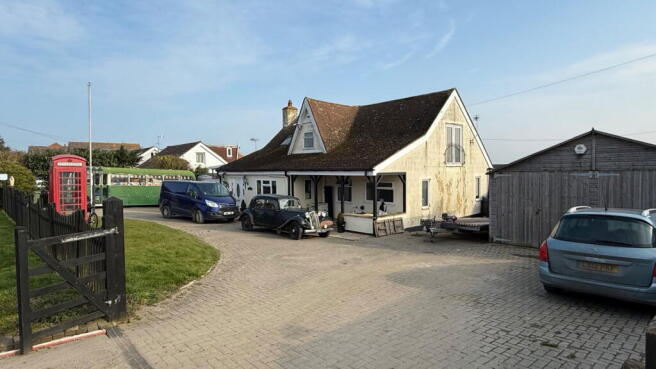 Photo 2