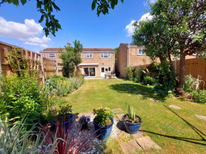 St. Davids Road, Allhallows, Rochester, ME3 9QX