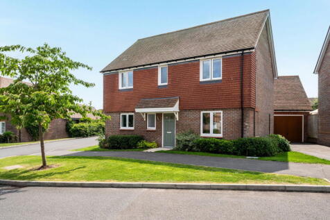 Chestnut Drive, Thakeham, RH20 3QX