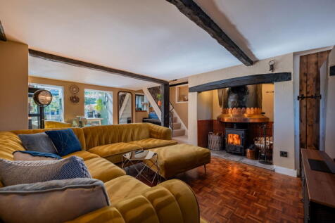 Mount Pleasant, Crowborough, TN6 2NE