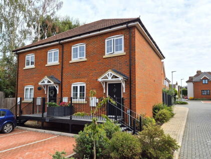 Parachute Grove, Henlow, Bedforshire