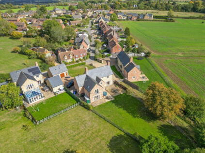 Lumber Lane, Paulerspury, Towcester, NN12 7ND