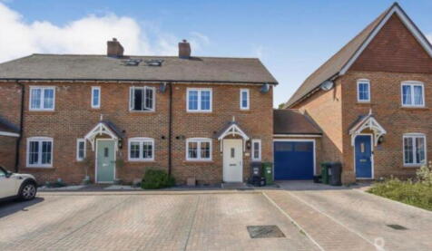 Hayton Crescent, Tadworth, KT20 5FG