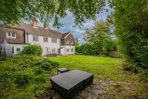 Harlequin Lane, Crowborough, TN6 1HU