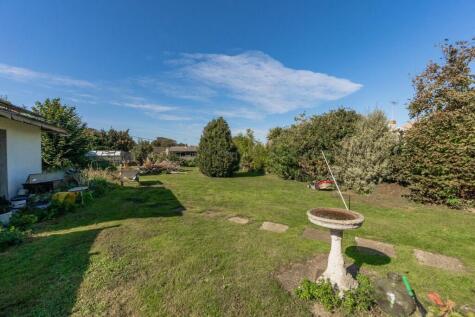 Edward Drive, Birchington, CT7 9BY