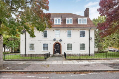 Prince Henry Road, London, SE7