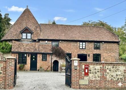 Wateringbury Road, East Malling, West Malling, ME19