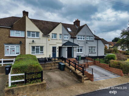 3 Bedroom Home In Ridgeway, Dartford, DA2 7JW