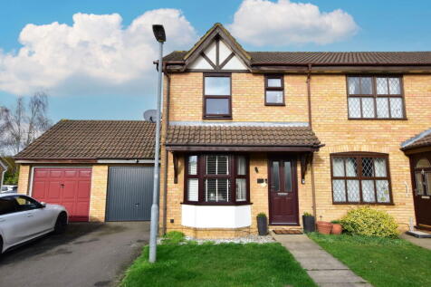 Hurricane Way, Abbots Langley, WD5 0TF