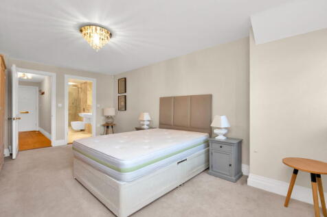 King Edward VII Apartments, Kings Drive, Midhurst, West Sussex