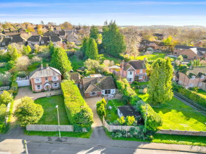 Jacklyns Lane, Alresford, Hampshire, SO24 9LF