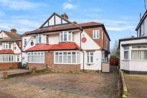 Ewell By Pass, Ewell, Surrey, KT17 2PY